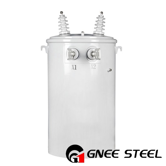 250 кВА однофазний полюс, встановлений трансформатором